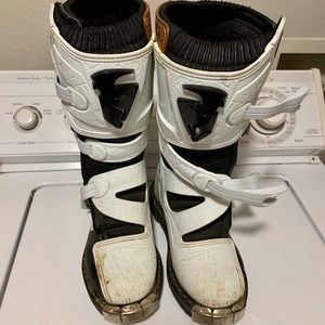 COPY - Thor Dirt bike Boots (buyer cancelled)